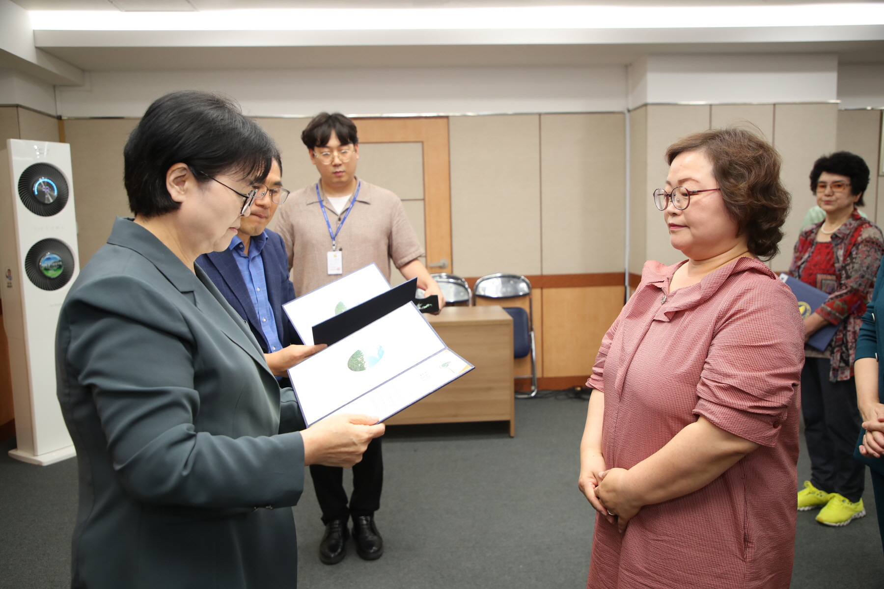 양성평등주간 기념 유공자 표창장 수여식