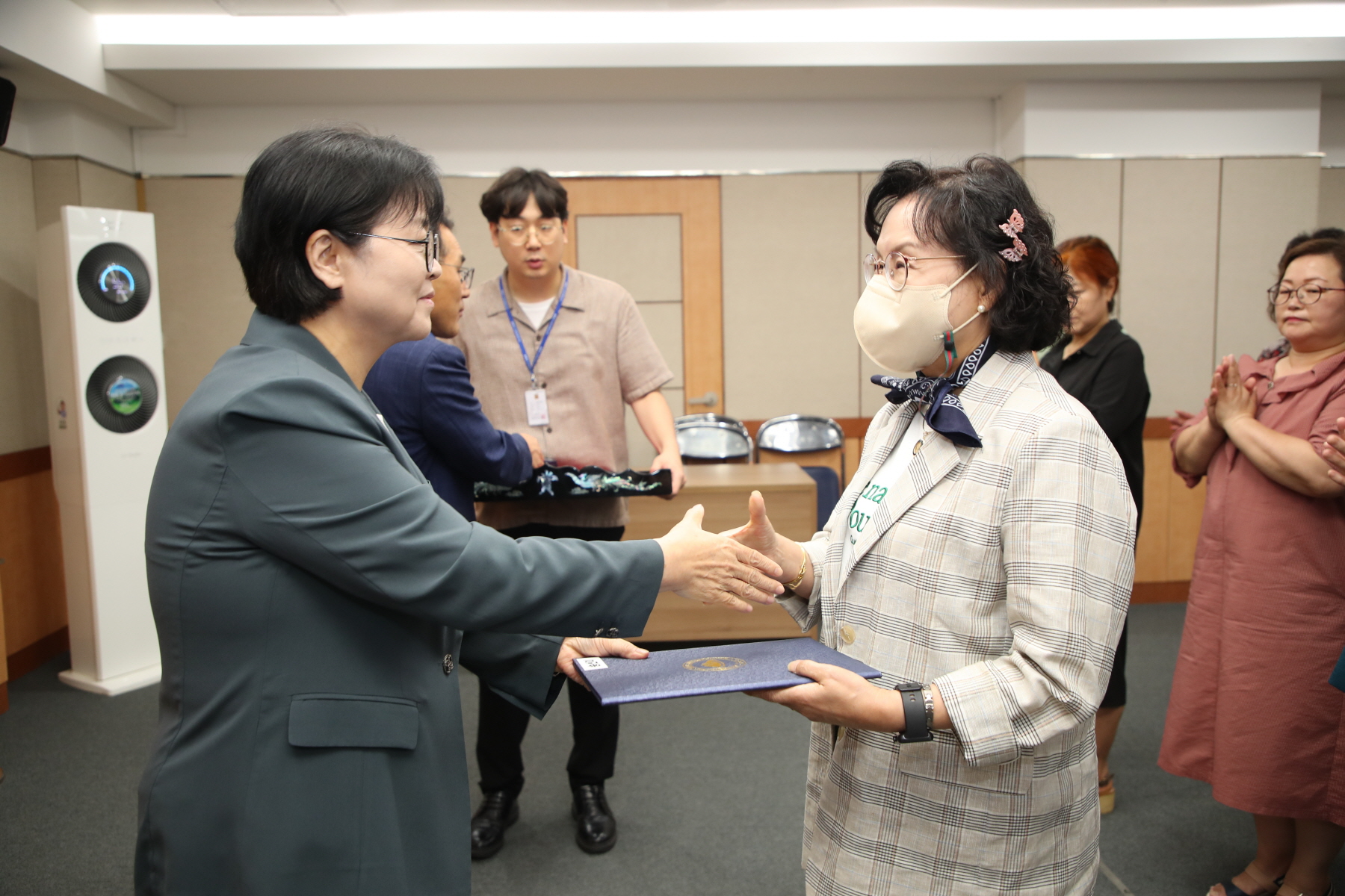 양성평등주간 기념 유공자 표창장 수여식