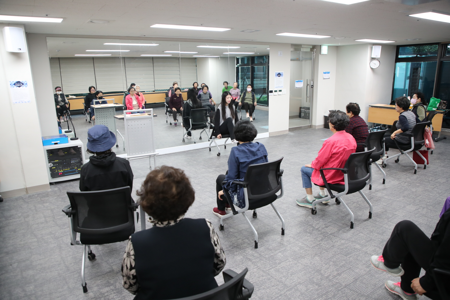 번동3단지 세대복합형 복지주택 내 개소식