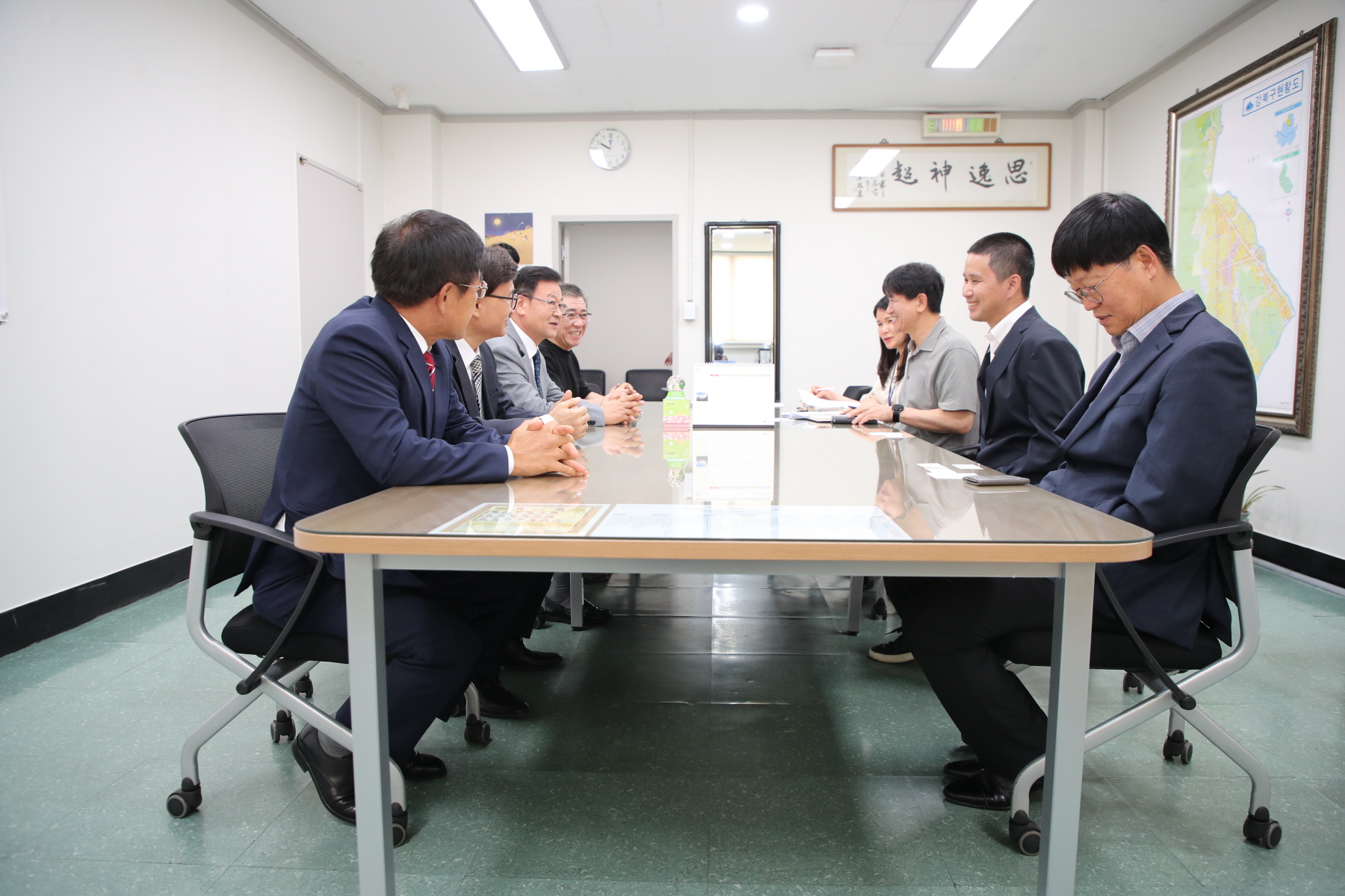 소외계층을 위한 한국자율공정거래위원회 목우촌 소고기 기부