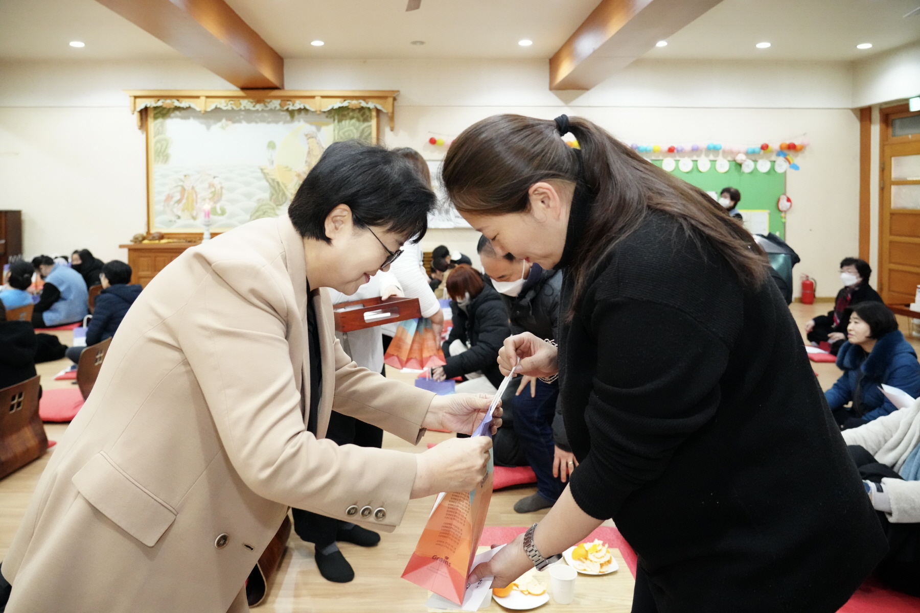 난치병 어린이돕기 사랑의 大바자회 성금전달식 