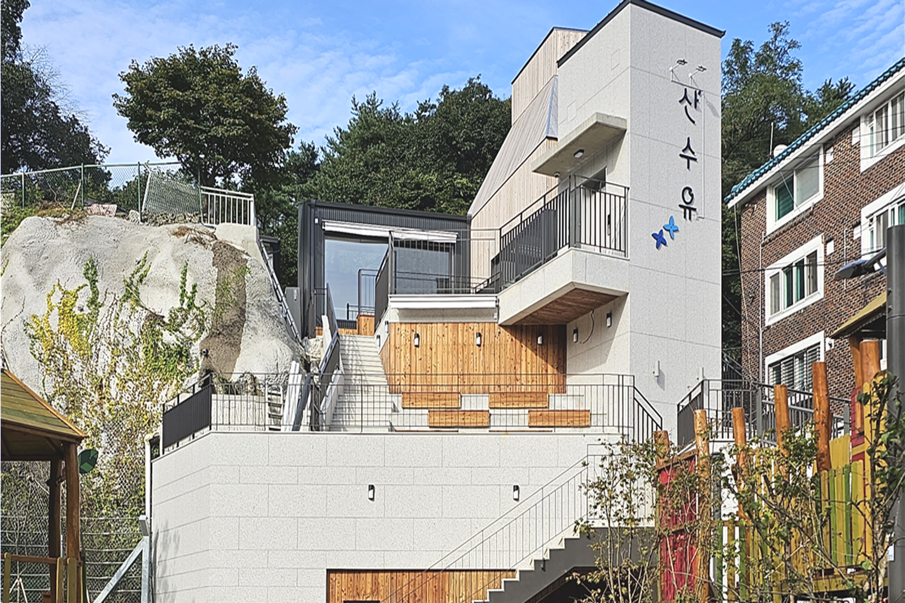 강북구, 책과 쉼이 있는 북카페 <산`수유> 오픈