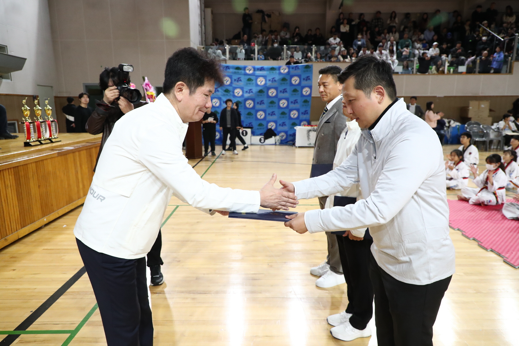 제28회 강북구청장배 태권도 겨루기 및 품새 경연 대회