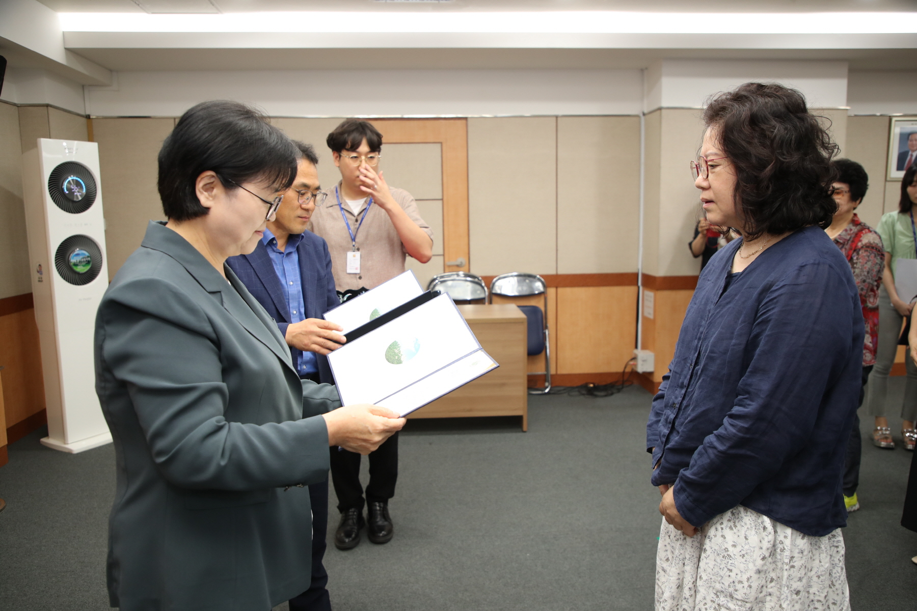 양성평등주간 기념 유공자 표창장 수여식