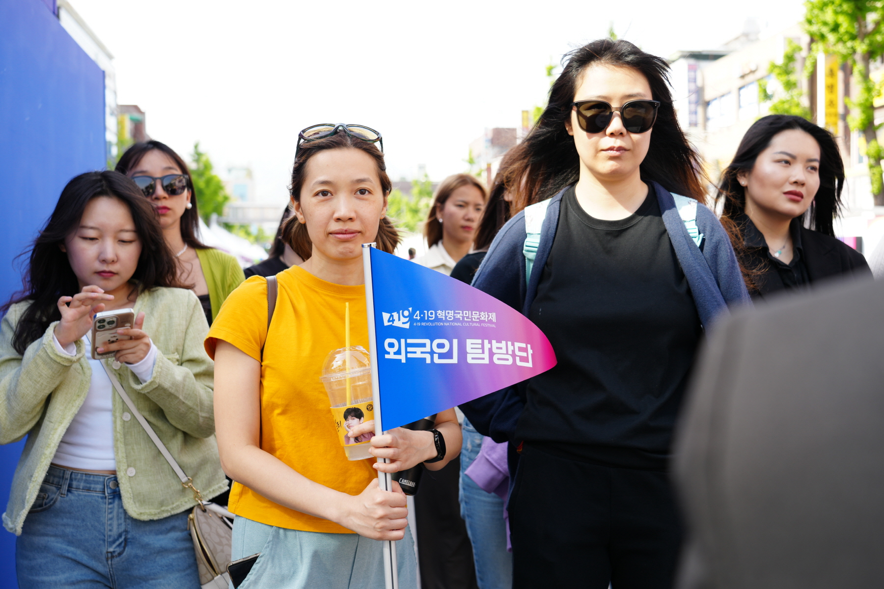 4.19혁명 국민문화제 2024_외국인 탐방단 인사